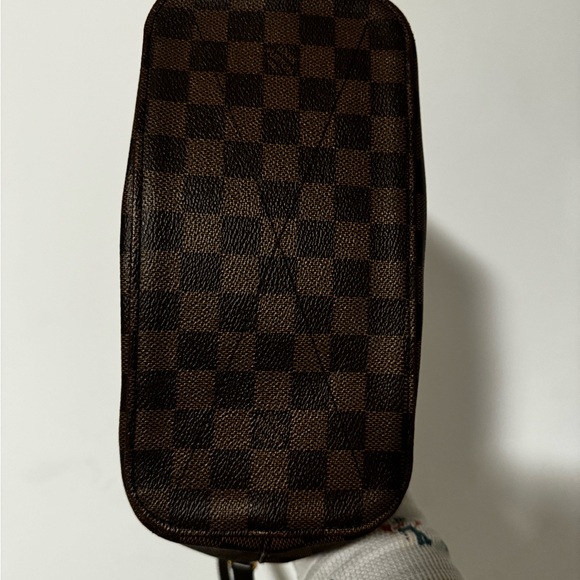 CarryAll MM Bag Monogram Canvas - Handbags M46197 | LOUIS  Louis Vuitton